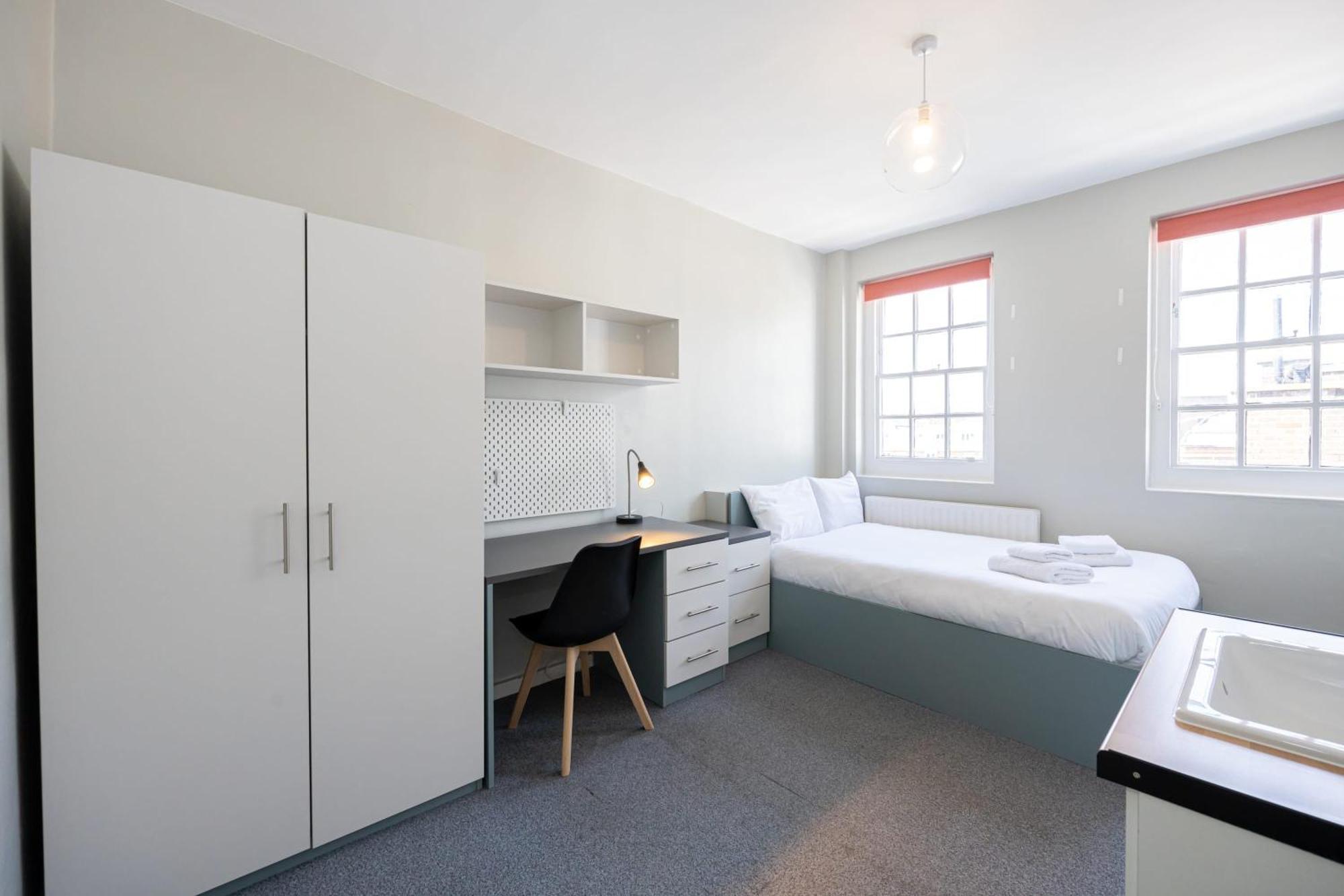 Spacious Room With Shared Facilities Londyn Zewnętrze zdjęcie